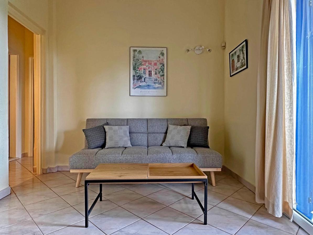 Villa Serena Nisaki  Eksteriør billede